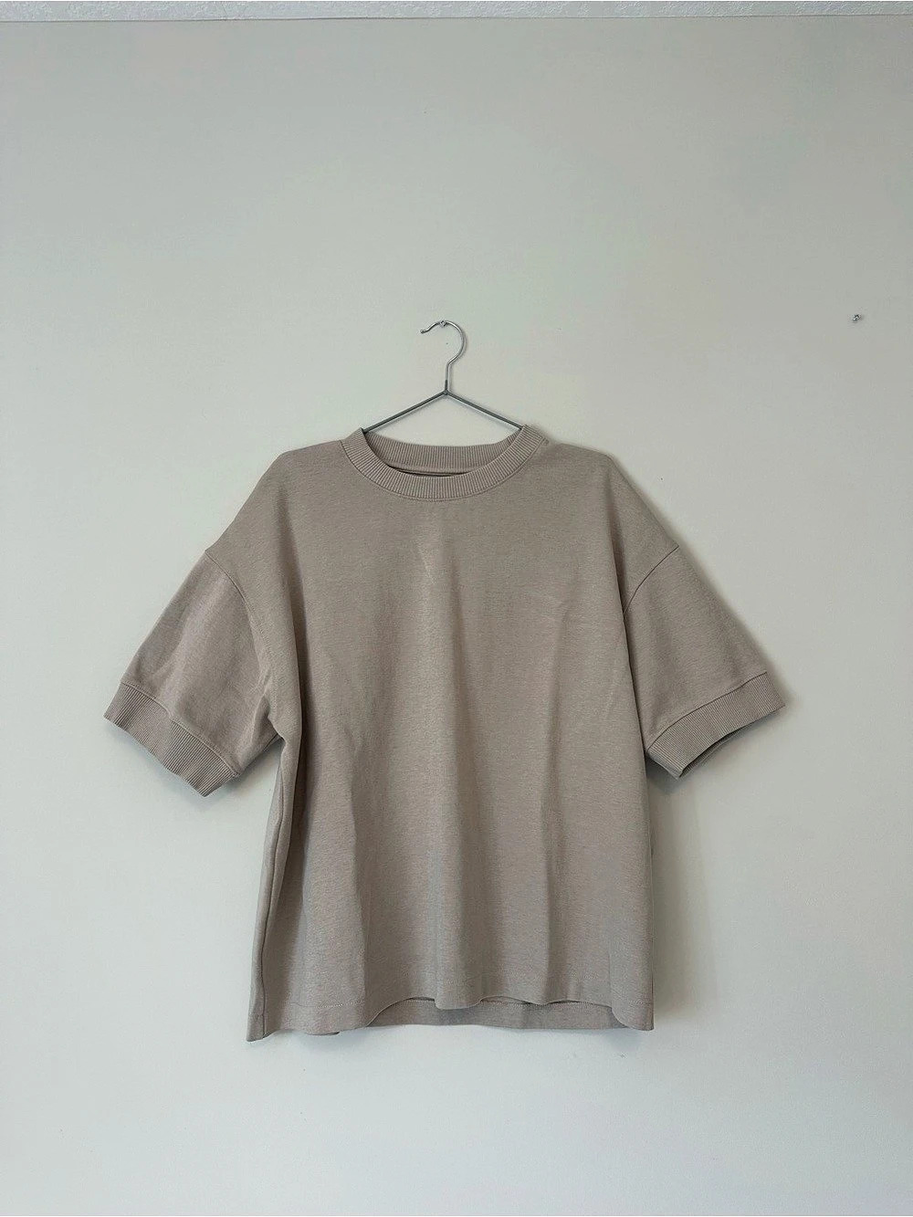 Denim & Flower Relaxed Fit Short Sleeve Tee in Taupe Size Medium